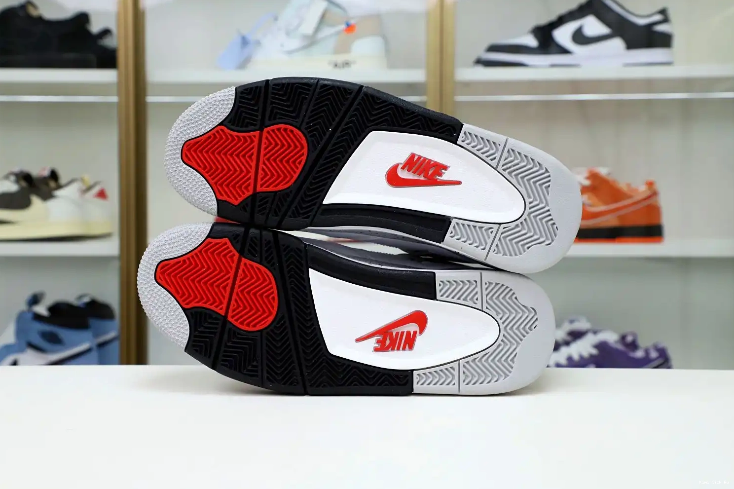 White Jordan Retro Air Kimikick 4 Cement 0706